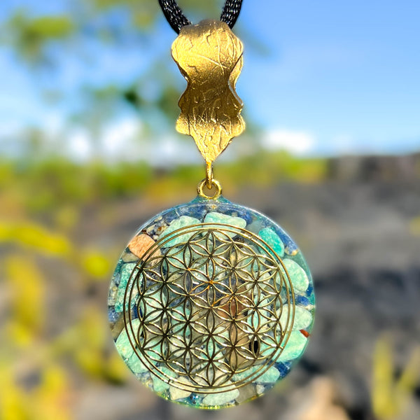 Harmonic Star Resonator - Solar Ray Orgone Amulet (Amazonite + Sodalite + Dumortierite)
