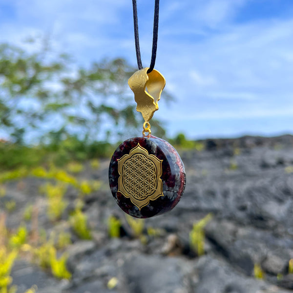 Harmonic Star Resonator - Solar Ray Orgone Amulet (Flower Of Life)